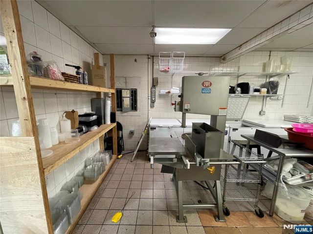 346 Broad Avenue, Leonia, NJ 07605