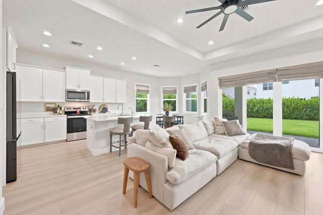 14950 Goldspar Court, Westlake, FL 33470