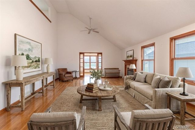 2 Lakeside Circle, Elma, NY 14059