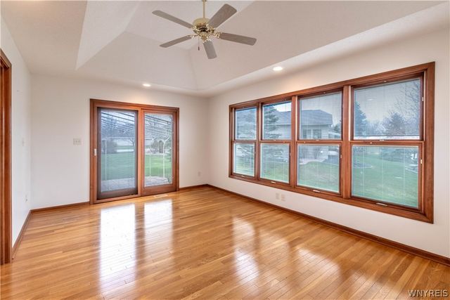 2 Lakeside Circle, Elma, NY 14059