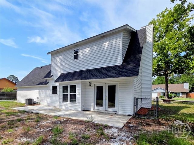 648 Honey Ridge Lane, Hinesville, GA 31313