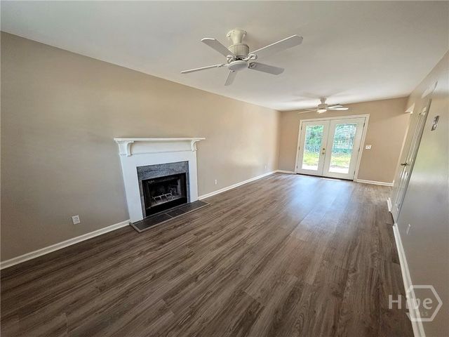648 Honey Ridge Lane, Hinesville, GA 31313