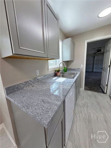 648 Honey Ridge Lane, Hinesville, GA 31313