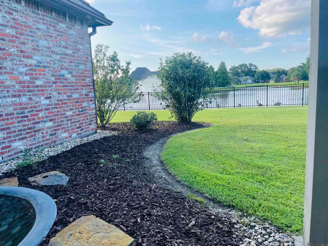 41216 Lakefront Ave, Gonzales, LA 70737