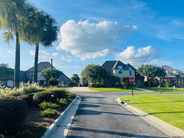 41216 Lakefront Ave, Gonzales, LA 70737