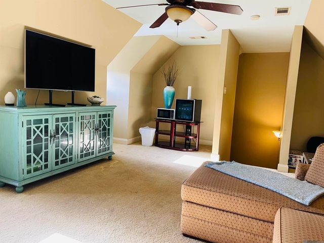 41216 Lakefront Ave, Gonzales, LA 70737