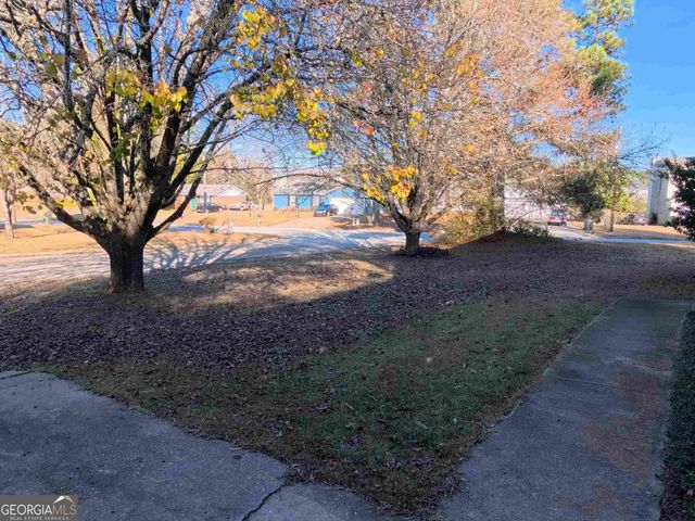 11187 Shannon Circle, Hampton, GA 30228