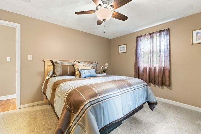 115 Quincy Rd, Tewksbury, MA 01876