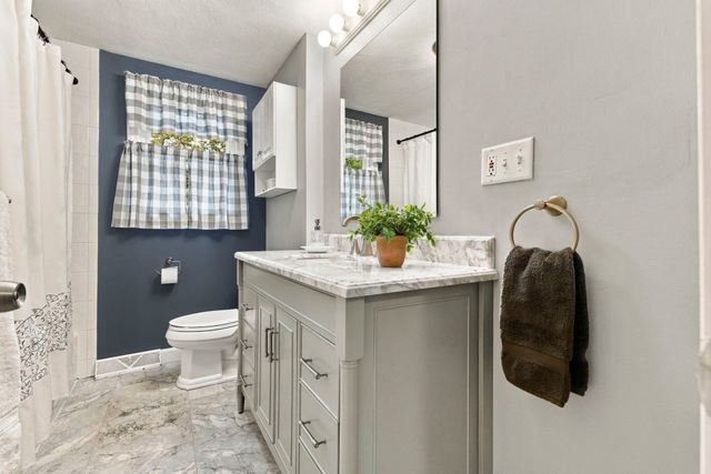 115 Quincy Rd, Tewksbury, MA 01876