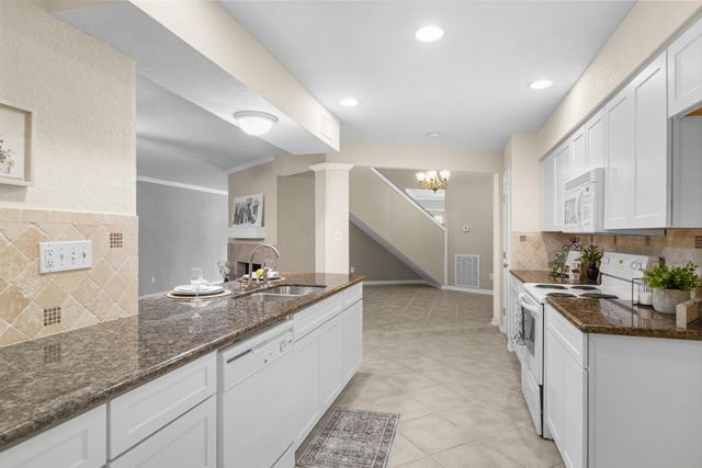 2504 Country Club Drive, Pearland, TX 77581