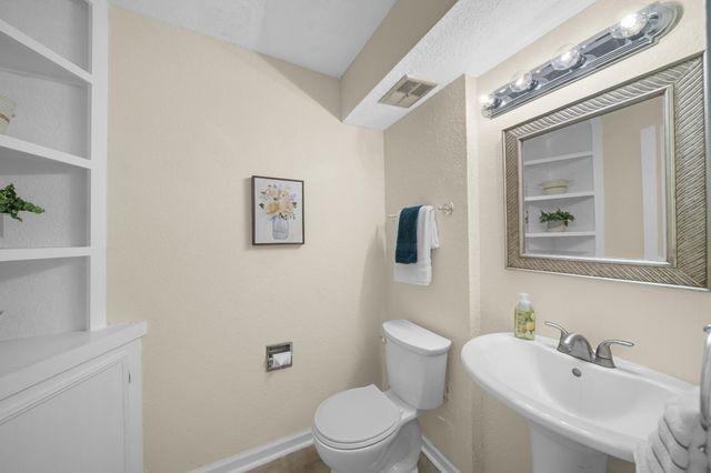 2504 Country Club Drive, Pearland, TX 77581