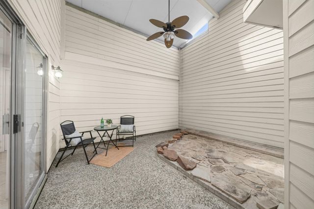 2504 Country Club Drive, Pearland, TX 77581