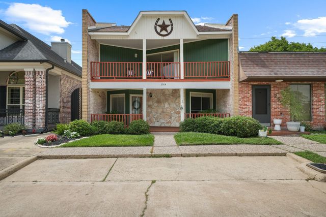 2504 Country Club Drive, Pearland, TX 77581