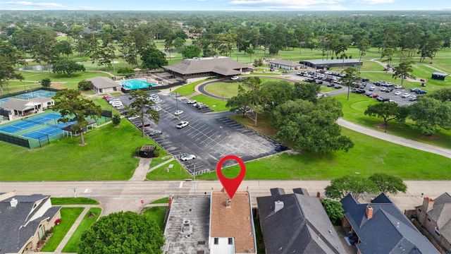 2504 Country Club Drive, Pearland, TX 77581