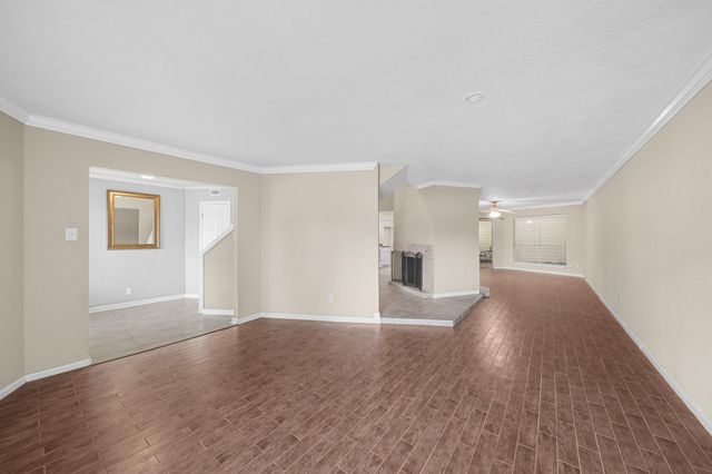 2504 Country Club Drive, Pearland, TX 77581