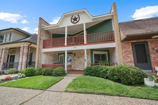 2504 Country Club Drive, Pearland, TX 77581