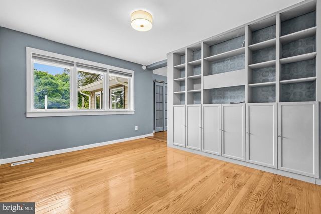 39030 MOUNT GILEAD RD, Leesburg, VA 20175