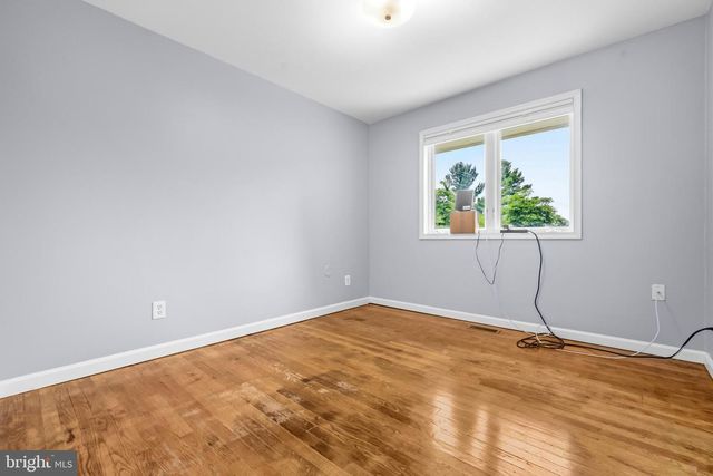 39030 MOUNT GILEAD RD, Leesburg, VA 20175
