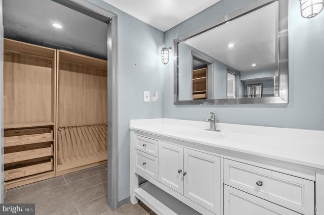 39030 MOUNT GILEAD RD, Leesburg, VA 20175