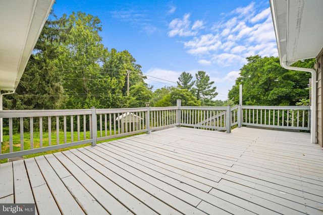 39030 MOUNT GILEAD RD, Leesburg, VA 20175
