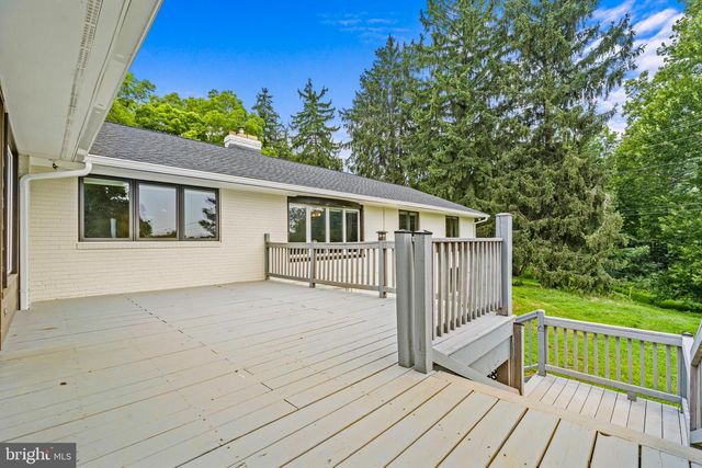 39030 MOUNT GILEAD RD, Leesburg, VA 20175