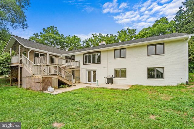 39030 MOUNT GILEAD RD, Leesburg, VA 20175
