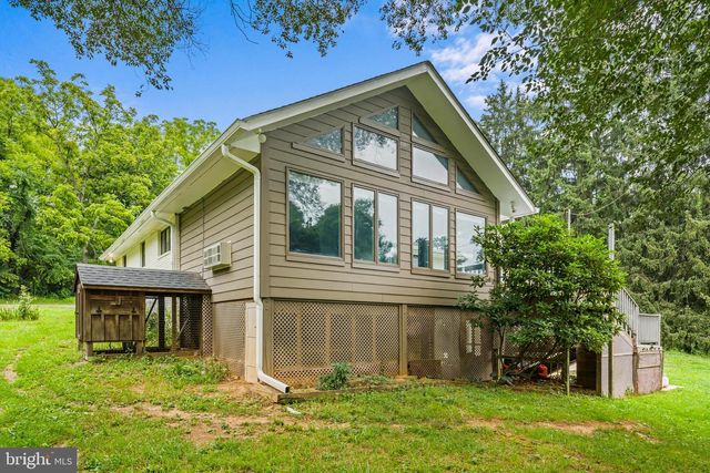 39030 MOUNT GILEAD RD, Leesburg, VA 20175