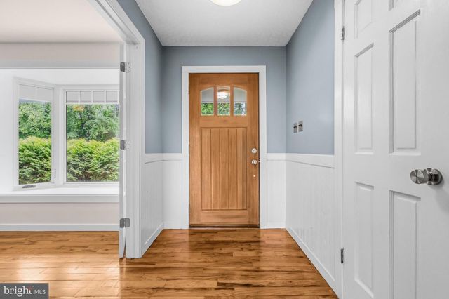 39030 MOUNT GILEAD RD, Leesburg, VA 20175