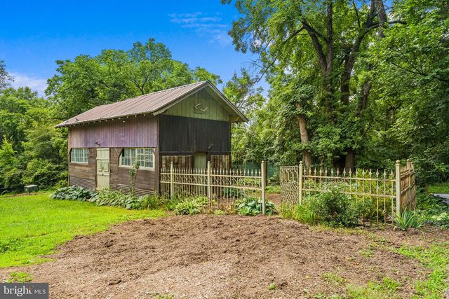 39030 MOUNT GILEAD RD, Leesburg, VA 20175