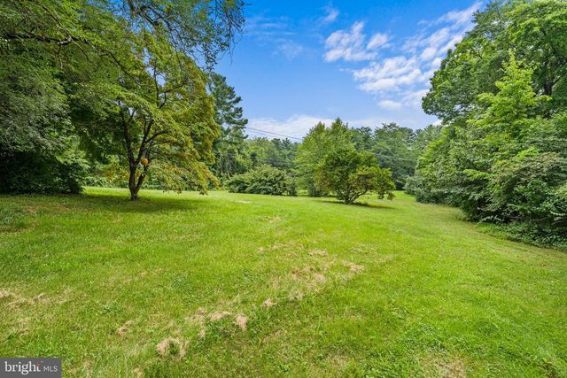 39030 MOUNT GILEAD RD, Leesburg, VA 20175