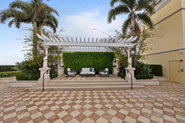 701 S Olive Avenue 218, West Palm Beach, FL 33401