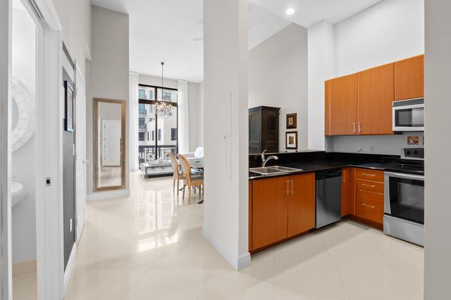 701 S Olive Avenue 218, West Palm Beach, FL 33401