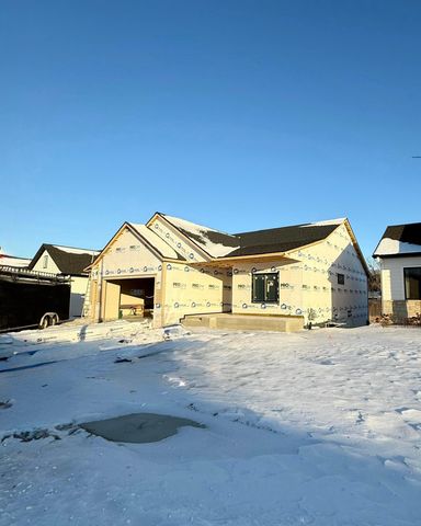 1693 Hadley Creek Drive NE, Rochester, MN 55906