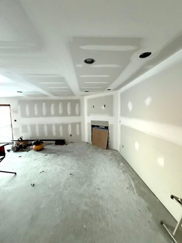 1693 Hadley Creek Drive NE, Rochester, MN 55906