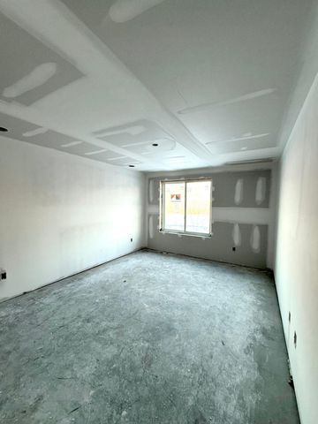 1693 Hadley Creek Drive NE, Rochester, MN 55906