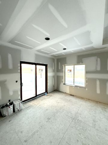 1693 Hadley Creek Drive NE, Rochester, MN 55906