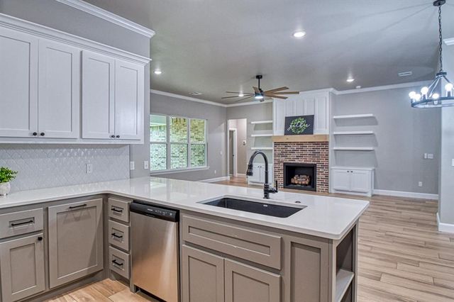 2728 Dunham Drive, Norman, OK 73071