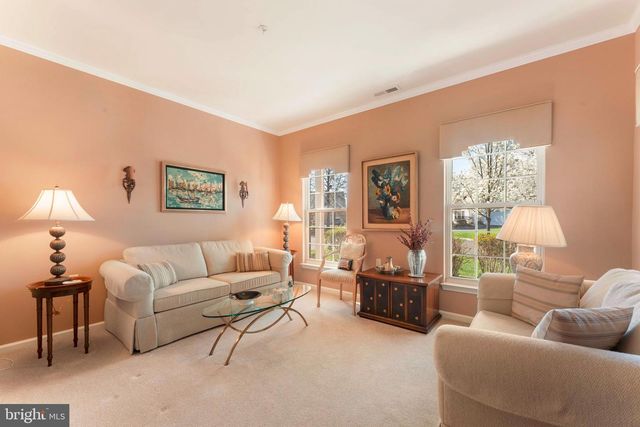 342 N FOUNDERS CT, Warrington, PA 18976