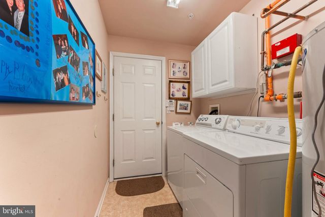 342 N FOUNDERS CT, Warrington, PA 18976