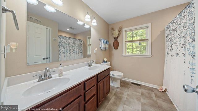 701 FRIAR TUCK LN, Salisbury, MD 21804