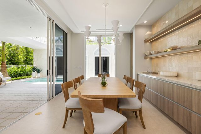 816 Palm Trail, Delray Beach, FL 33483