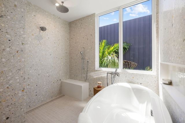 816 Palm Trail, Delray Beach, FL 33483