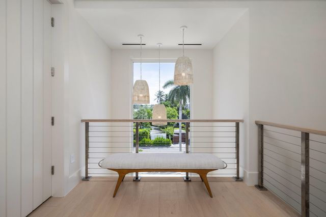 816 Palm Trail, Delray Beach, FL 33483