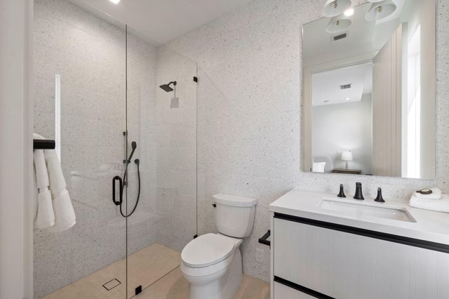 816 Palm Trail, Delray Beach, FL 33483