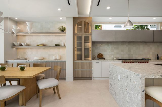 816 Palm Trail, Delray Beach, FL 33483