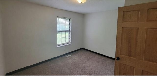 807 N Clark Avenue, Edgerton, MO 64444