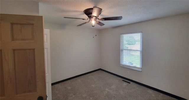 807 N Clark Avenue, Edgerton, MO 64444
