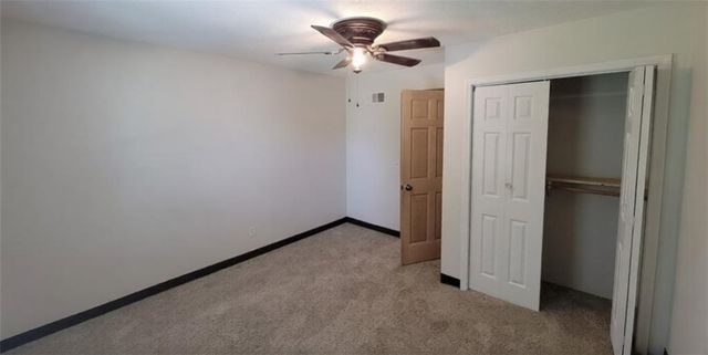 807 N Clark Avenue, Edgerton, MO 64444