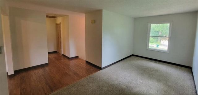 807 N Clark Avenue, Edgerton, MO 64444