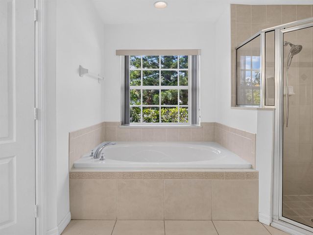 1881 SW Buttercup Avenue, Port St. Lucie, FL 34953